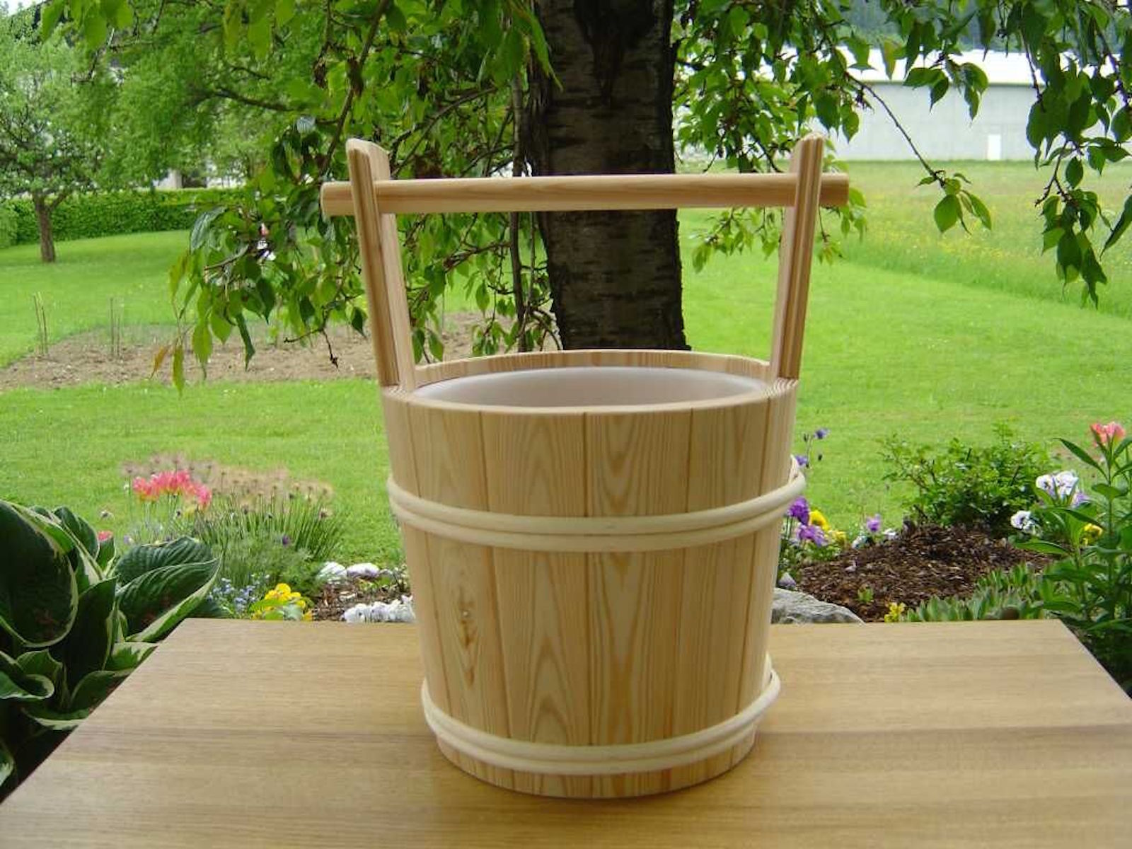 Achleitner Sauna Aufgusskübel Lärche 5 ltr. mit Tragegriff 760 Achleitner Sauna Aufgusskübel Lärche 5 ltr. mit Tragegriff 760